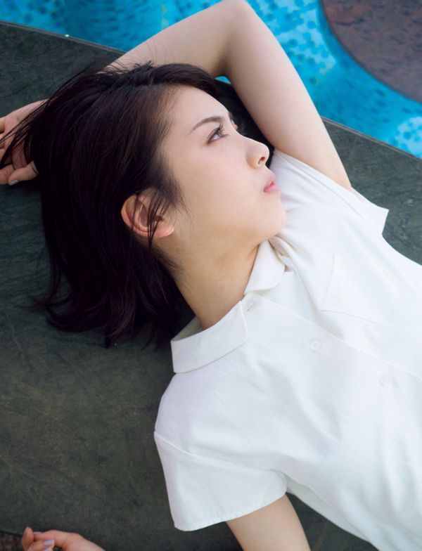 [FRIDAY] 浜辺美波 2018.08.31