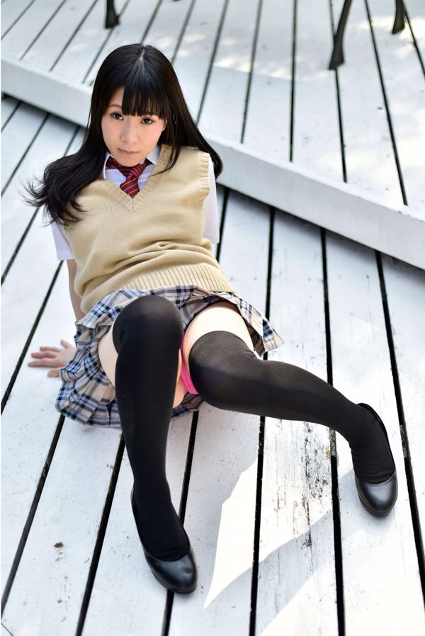 Amamiya Runa "La colegiala Moe contra la pareja" [PB]