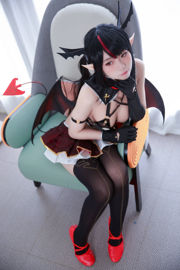 [Welfare COS] Il blogger di anime G44 non si farà male - Robelia Succubus