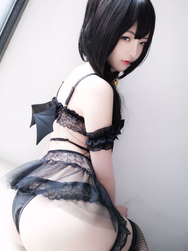 一小央澤《小惡魔》 [COSPLAY美女]