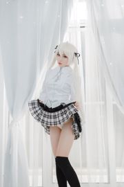 Coser Bai Yizi ผู้นำ "โกธิค"