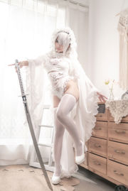 [Cosplay] Anime Blogger Stupid Momo - Nier Era White Flower Marriage